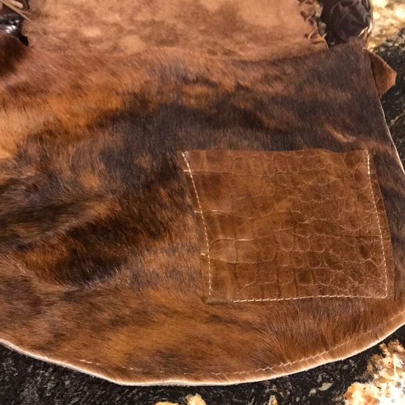 Leather Hide -Custom Made Messenger Bag-EUC - Picture 4 of 11
